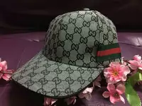 gucci tapa baseball en serge army color